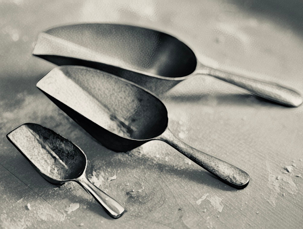 Measuring spoons cups in black and white